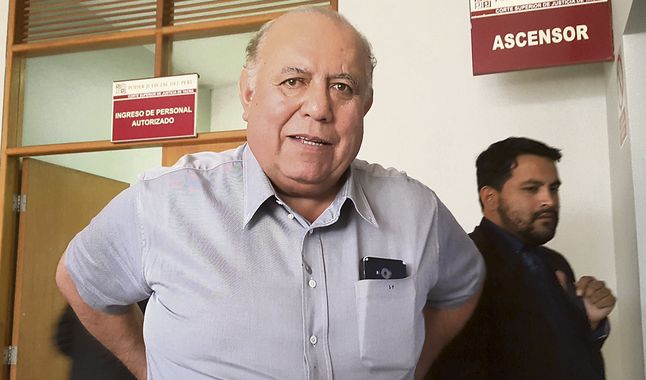 Tacna: JNE suspende a gobernador regional investigado por presunta colusión