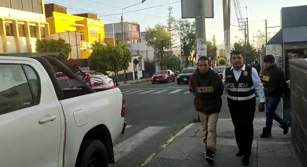 Estafan por S/650 a joven de 19 años con el cuento de pepitas de oro