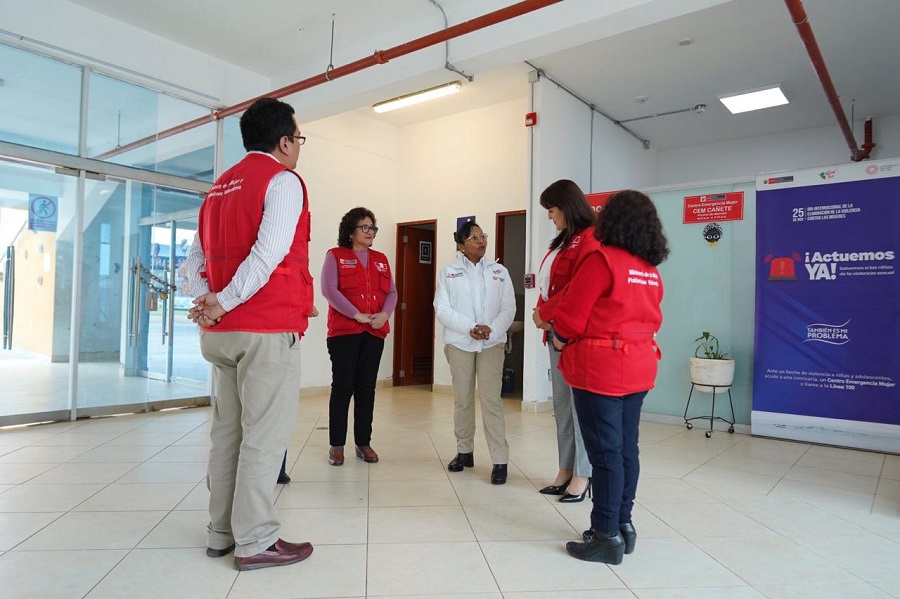 Ministra Hernández: estamos realizando visitas inopinadas a los Centros de Emergencia Mujer de todo el país